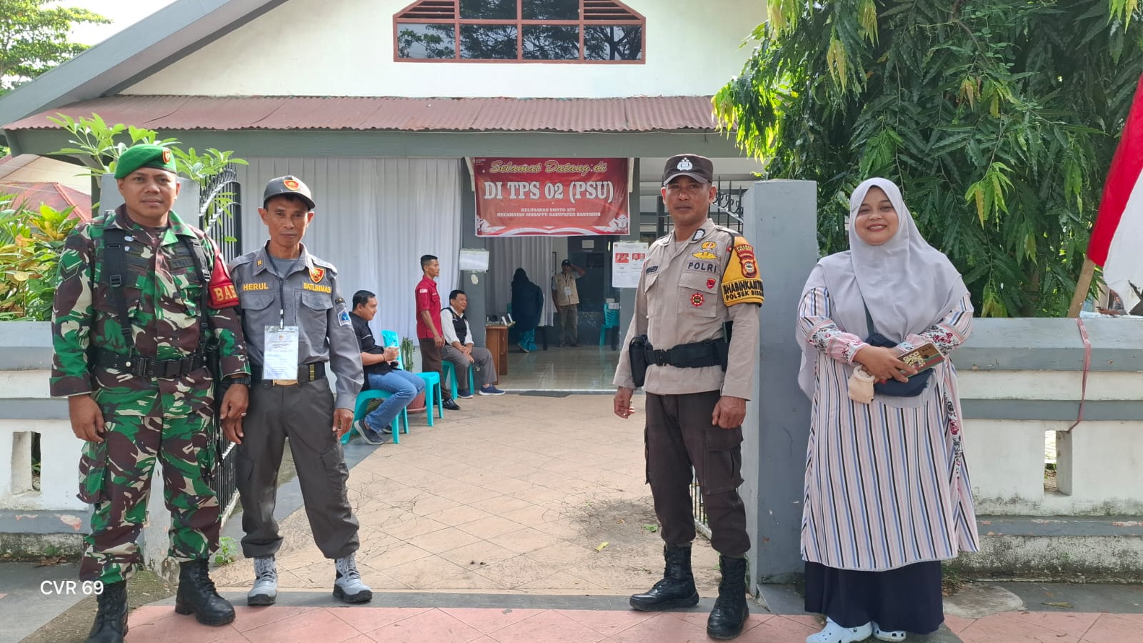 Polres Bantaeng Polda Sulsel Amankan Jalannya PSU di TPS 02 Kelurahan Bonto Atu