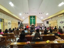 Ikuti Ibadah di GKSS Massesse Baji, Kapolres Selayar Sampaikan Selamat Natal untuk Seluruh Umat Kristiani
