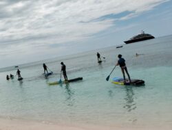 Kapal Pesiar Mewah MV Scenic Eclipse II Kunjungi Jinato, Polisi Lakukan Pendampingan