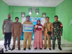 Kades Tanamalala Salurkan BLT Tahap II, 12 KPM Terima Bantuan untuk Mei–Juni 2025