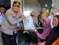 Kawal Program Nasional, Kapolres Selayar Hadiri dan Salurkan Langsung Bantuan Beras Alokasi Juni-Juli 2025 di Bontomatene