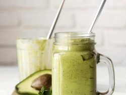 Resep Smoothie Alpukat Tanpa Susu yang Creamy, Lezat, dan Sehat